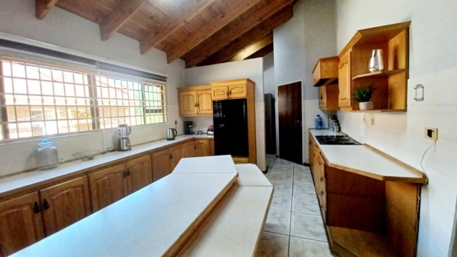 4 Bedroom Property for Sale in Groenvlei Sh Free State